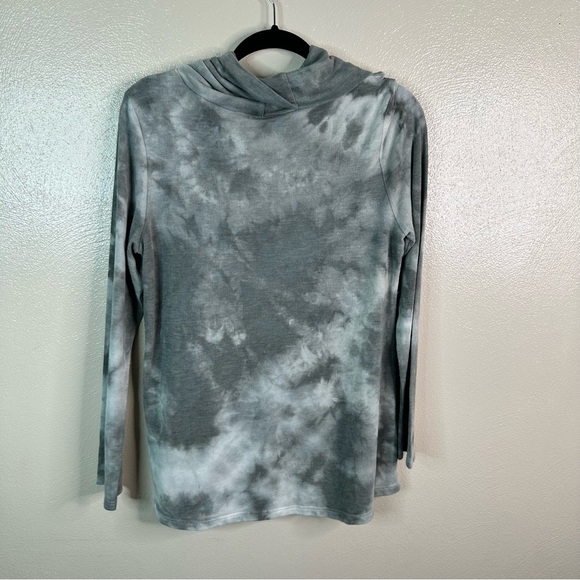 VINTAGE CONCEPT GRAY COWL NECK FLORAL EMBROIDERED TIE DYE SWEATER SIZE MEDIUM - Picture 7 of 7